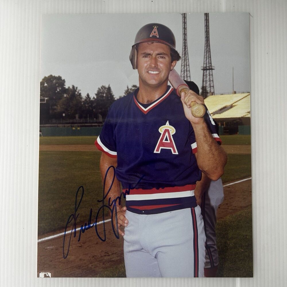 Fred Lynn Autographed Signed 8x10 Photo - Angels Red Sox MVP ROY 9x